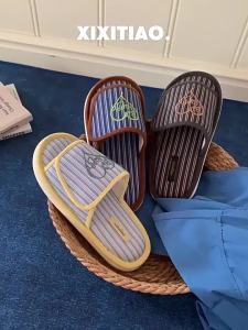 WY-XIXITIAO Comfortable home slip-on cotton and linen slippers with vintage heart embroidery new spring/summer style for students personalized womens floor shoes