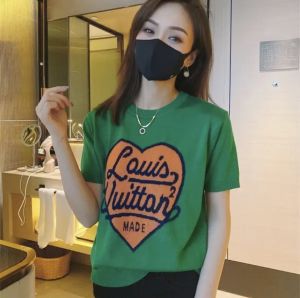 LUCKIN STORE Áo Len Nữ Tay Ngắn Áo Sơ Mi Lớp Dưới Áo Len Dáng Rộng Thêu Chữ Love Mới 2025