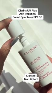 Kem chống nắng CLARINS UV PLUS ANTI POLLUTION DAY SCREEN MULTI PROTECTION SPF50