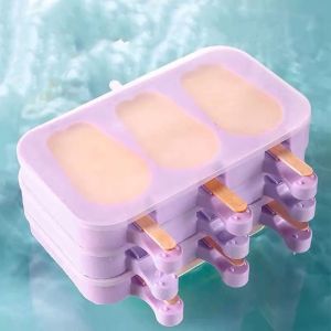 Khuôn Làm KemKhay Làm Kem Silicon Dẻo Y Tế Không Độc Hại - Có Sẵn Nắp - Tặng Kèm 50 Que Gỗ
