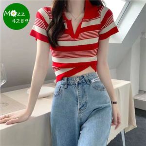 MQzz4289 พร้อมส่ง เสื้อคอปก ผู้หญิงแขนสั้น ผ้าไหมพรม ลายทาง เอวลอย เก๋มากๆ Free Size