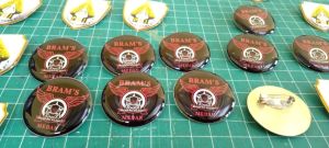 pin kuningan logo custom 5cm
