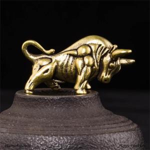 [COD] Home Fashion Mini Retro Brass Wall Street Bull Statue Sculpture Hand Toy Gift Keychain Ornament Home Office Desk Decorative Ornament