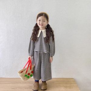 Gấu lãnh đạo 3 4 5 6 7 năm quần áo trẻ em phù hợp với cô gái lần lượt cổ áo nhồi lông trang phục mới mùa thu sọc dài tay áo sweatershirt và quần giản dị hai mảnh bộ quần áo trẻ em trẻ em trang phục mùa thu