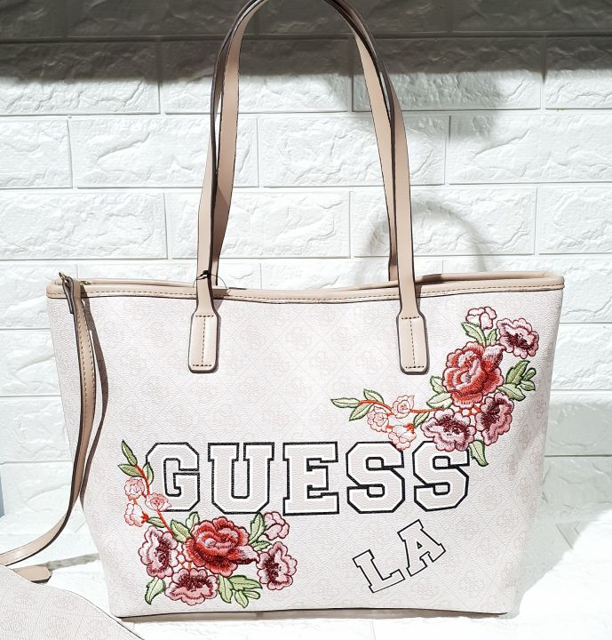 Guess vikky tote online