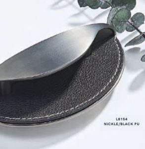 (SG Stock) Luxurious leather wardrobe handle 8154 121mm length