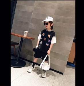 Setelan Kaos & Celana Pendek Anak Laki-Laki