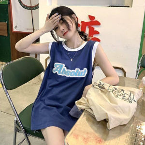 LEAShop จัดส่งที่รวดเร็ว เสื้อแขนกุดแฟชั่น ทรงสุดเท่ห์ไม่ซ้ำใครเนื้อผ้าใส่สบาย ไม่ร้อนมี4สีให้เลือกกันแบบแน่นๆไปเลยดีไซน์น่ารักขนาดนี้ ใครได้ไปคุ้มแน่นอน