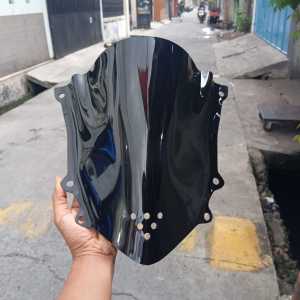 VISOR WINDSHIELD KAWASAKI NINJA RR NEW MODEL JENONG STANDAR BAHAN FULL AKRILIK VISOR NINJA RR NEW HITAM  SMOKE  BENING HITAM PEKAT ZM55