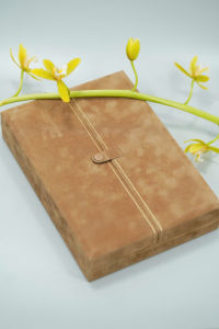 [ Woosilver ] Hộp Nhung Nâu Cổ Điển Si Nhật – Sang Trọng Đẹp Như Mới – H502