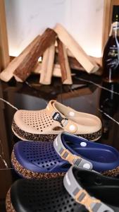 MenS Summer Beach Clogs Unique Style Dual-Wear Durable Closed-Toe Sandals