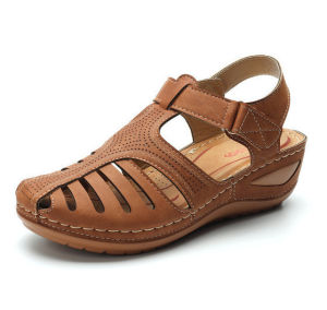 Free Shipping Non-Slip High-Quality Plus-Size Summer Clogs For Women New Styles In Red Black And Purple
