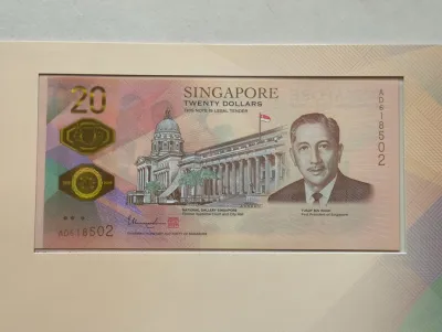 ***$34 per piece*** Singapore $20 Bicentennial Uncirculated Note (With Folder)