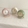 Jam Weaker Meja Belajar Alarm Aesthetic Retro Style Elegant Vintage/Gaya Eropa Sederhana Kreatif Penunjuk Bercahaya Kecil Jam Alarm Cermin Kaca Transparansi. 