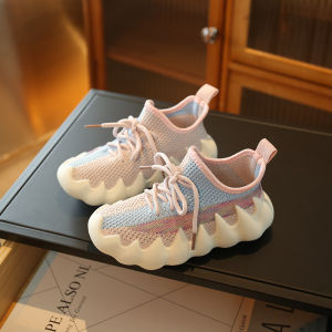 LHFriday เทรนด์ใหม่มาแรง🎉รองเท้าผ้าใบแฟชั่นเด็ก รองเท้าผ้าใบเก๋ๆดีเทลพิมล์ลายตัว Hรูปทรงโฉบเฉี่ยวสายเที่ยวสายชิลว์คุณแม่คุณพ่อต้องจัดให้หนู ๆ แล้ว🤭