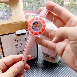 Disney Princess Girls Analog Quartz Leather Strap Watch Ceramic Cup Gift Set PSFR953 Pink