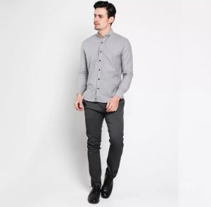 Grosir Termurah Kemeja Polos Pria Dewasa Lengan Panjang Ready 32 Warna