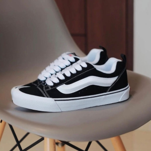 SEPATU VANS1 KNU OLDSKOOL CLASIK PRIA WANITA TERBARU SEAPATU SNEAKERS PRIA MODEL TERBARU
