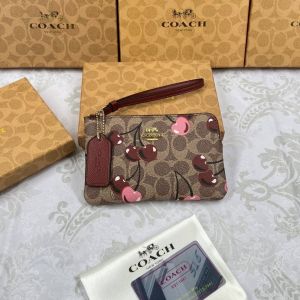 กระเป๋าข้อมือ ผู้หญิง ได้สินค้าถ่ายจากภาพจริง 100% 1-3 วันลูกค้าได้รับสินค้า กระเป๋าสตางค์สะพายได้