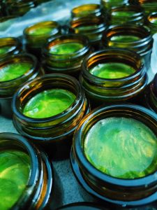 Sản phẩm Mặt nạ Collagen tảo xanh Phục hồi da bị hư tổn giữ ẩm và làm mềm mại da chống lại các dấu hiệu lão hoá kích thích sản sinh tế bào mới