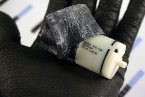 Dinamo Aerator 1 Lubang 3.7V 4.2V 5V 6V DIY 18650 Irit Daya