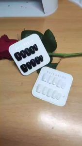 100% HANDMADE Artificial Nails Art Pure Color Frosted Matte finish Black and White Ultimate malist Ultra Short Trapezoid Phototpy Nails Reusable and Removable