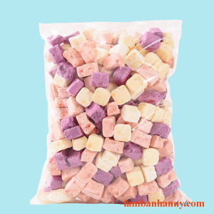 Sữa chua viên sấy lạnh mix vị trái cây  dạng viên giòn ngon thơm ngậy ngậy hương giúp trẻ hóa làn da và giảm cân đối với các chị em phụ nữ
