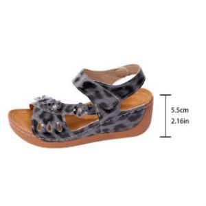 [Free Shipping] Retro Hollow Flower Wedge Sandals With Velcro Closure Open-Toe Thick-Soled WomenS Casual Roman Sandals