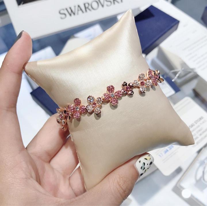 Is swarovski discount brand pawnable