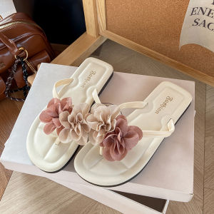 Free Shipping Trendy Floral Flip-Flops For Women Versatile For Summer Wear Toe-Post Design Flat-Soled Perfect For The Beach