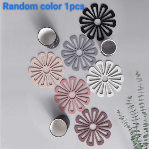 HTF Kitchen Pot Mat Silicone Non Slip Dish Pot Holders Heat Resistant Flower Shape Dinning Table Insulation Pad