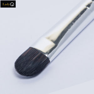 Lady Q แปรงลงคอนซีลเลอร์ Concealer face Brush - สีดำ (LQ-017)