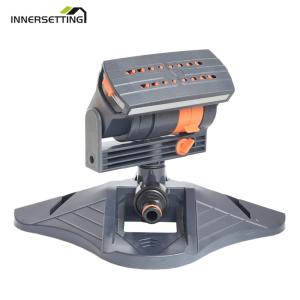 เครื่องพ่นน้ำขนาดเล็กแบบปรับได้หัวฉีดสปริงเกลอร์แกว่งไปมาขนาด16หลุมสำหรับการชลประทานในสวนและสนามหญ้า