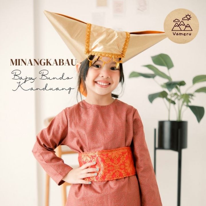 PAKAIAN ANAK (BAJU ADAT PADANG MINANGKABAU BUNDO KANDUANG BAJU KURUNG