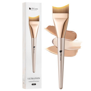 DUcare Ultra-thin makeup brush straight foundation brush suitable for applying foundation cream primer and sunscreen. Lightweight and brush mark-free for even and smooth application.