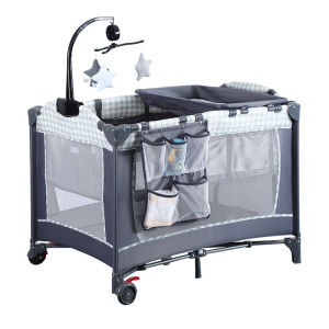 3in1 เตียงนอนเด็ก "เปลพับได้" พร้อมโมบายของเล่น นอนได้สองชั้น มีที่เปลี่ยนผ้าอ้อมและเข็มขัดนิรภัย P800