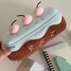 MMLUCK Thêu Túi đựng bút hình quả anh đào bằng vải nhung Bánh ngọt Trái tim Hộp bút Kawaii Dễ thương Nhồi nhân Túi đựng bút chì Hộp văn phòng phẩm
