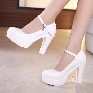 Kích thước nhỏ 32-43 Nông dày Đáy màu trắng bạc Giày cưới cô dâu Máy bơm nền tảng 2025 Giày cao gót khối cho người mẫu Mom2026