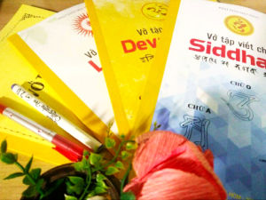 Bộ tập viết chữ Phạn gồm 3 thể Siddham Devanagari Lantsa