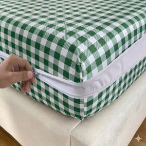 Aesthetic Foam Cover with Zipper Type Gingham/Checkered Design – Canadian Cotton Anya Collection