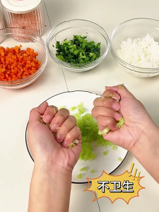 Dense Manual Vegetable Dryer Quick Water Removal For Salads Dishwasher Safe PRESENTATION Building Space Efficient Kitchen Addition