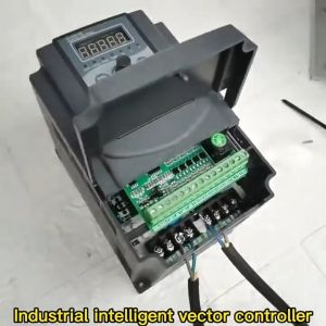VFD Frequency Inverter 380V 3 Phase Input 3 Phase Output Variable Frequency Drive 4KW 5.5KW Motor Speed Controller