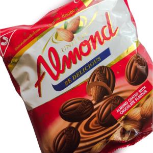 ❤️ ช็อคโกแล็ตเคลือบอัลมอนด์ (247 กรัม) 45 เม็ด