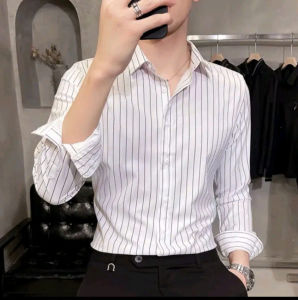 Áo sơ mi kẽ sọc in hưu vàng phát tài phát lộc cho gia chủ năm mới...