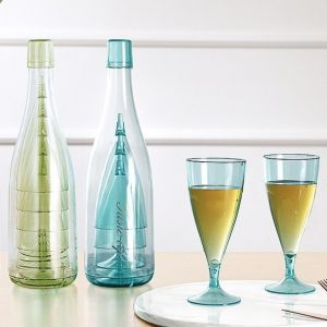 CIRCUIT Plastic Champagne Glasses Reusable Lightweight tail Cups Travel Accessories with Storage Bottle Wine Glasses Outdoor Use