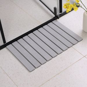 [SG Seller] Super absorbent diatomaceous earth mat 💦🛁 Foldable quick-drying non-slip hard bathroom mat