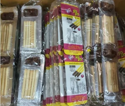 ปังจิ้ม ขนมปังจิ้มช็อคโกแลต แบบซอง 5.5 กรัม x 12 ซอง ขนมเด็ก ขนมโบราณ ขนมถูกๆสงฟรี อร่อยมาก