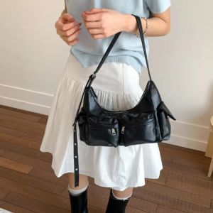 VALUEPULSE ผ้าสีพื้น กระเป๋าสะพายข้าง หนัง PU พร้อมช่องใส่ของหลายช่อง ​ ​ กระเป๋าโท้ตหรูหรา ​ ​ ใหม่ ความจุขนาดใหญ่ ​ ​ กระเป๋าสะพาย สำหรับผู้หญิง