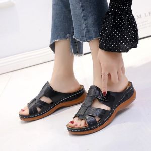 [Free Shipping] WomenS Shoes 44 Large Size 43 Sandals Fashionable Retro Solid Color Thick-Soled Slippers WomenS Sandals