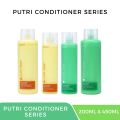 Putri Pure Clean Moisturizing Conditioner With Fresh Apple Fragrance Ukuran 450 ml & 200ml. 